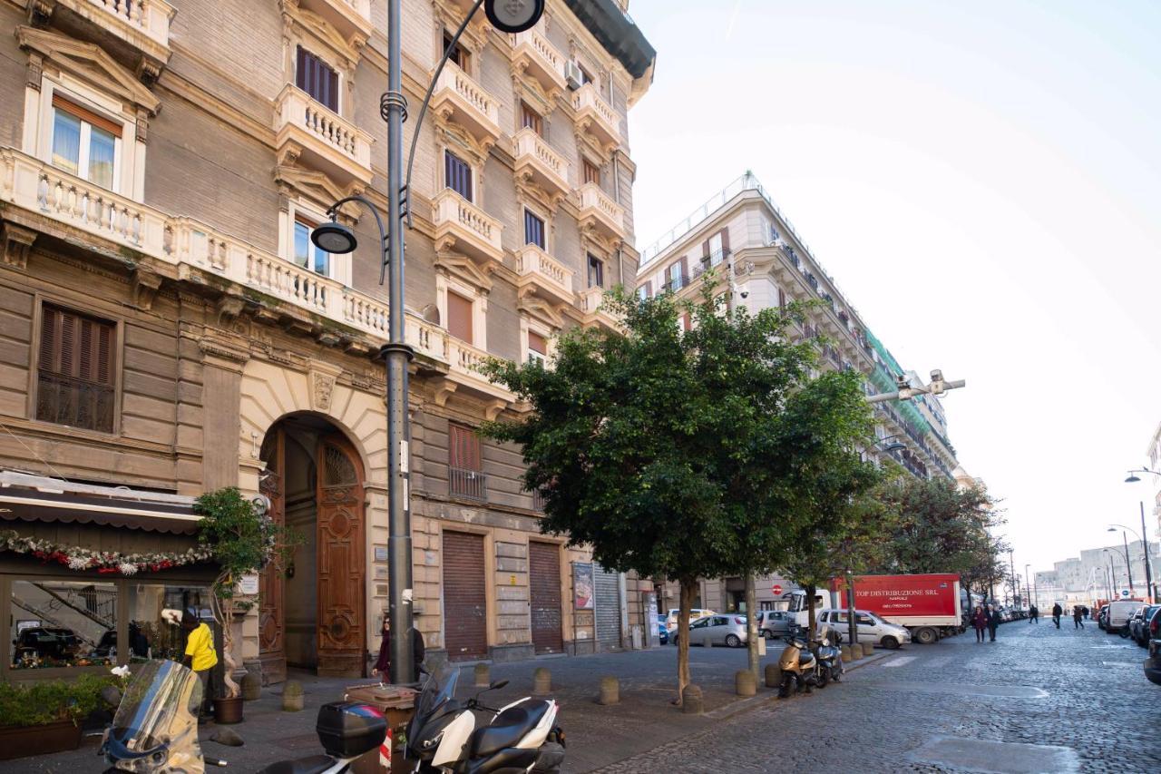 Ferienwohnung New In!Amalie At Santa Lucia Neapel Exterior foto