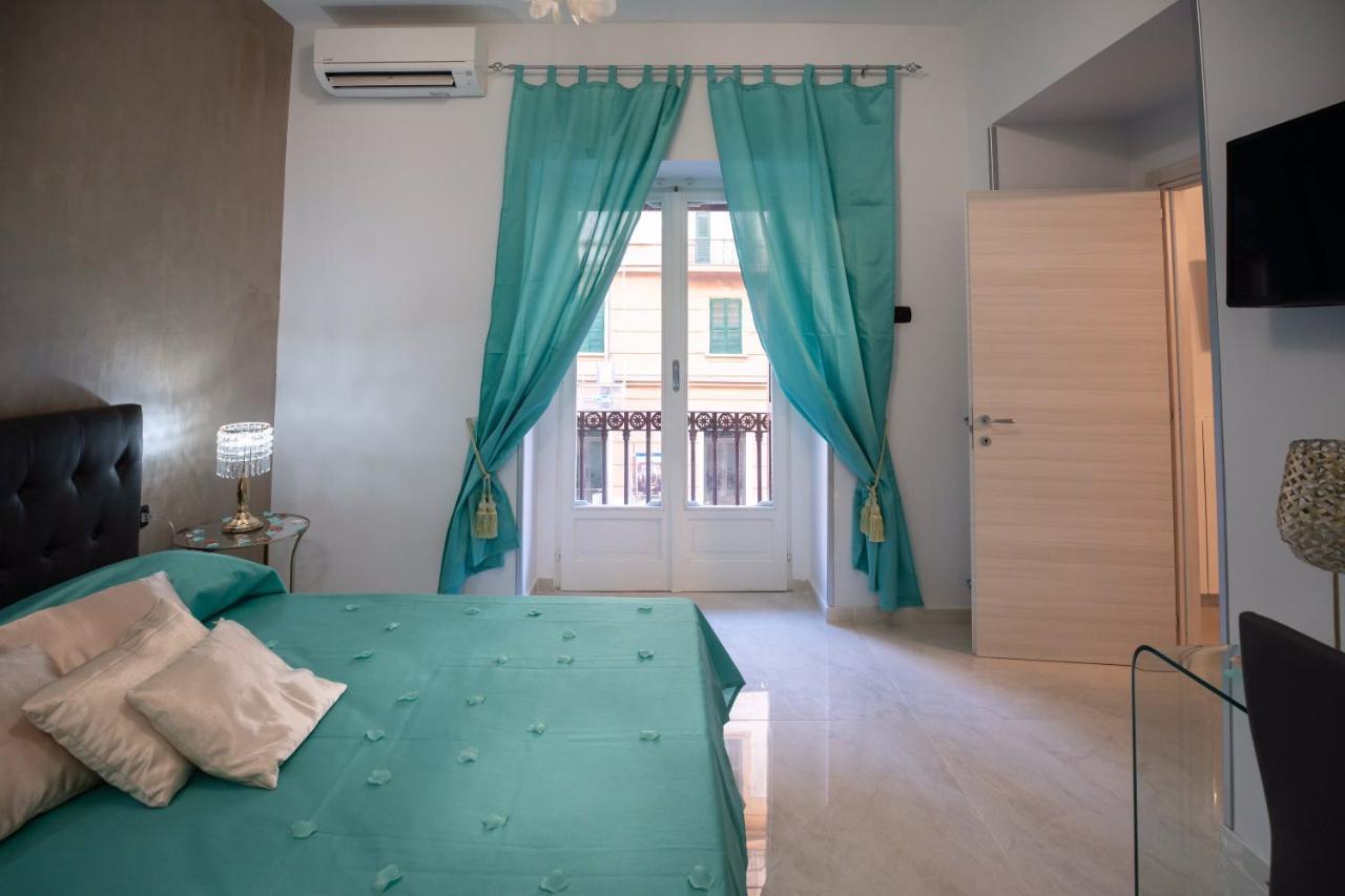 Ferienwohnung New In!Amalie At Santa Lucia Neapel Exterior foto